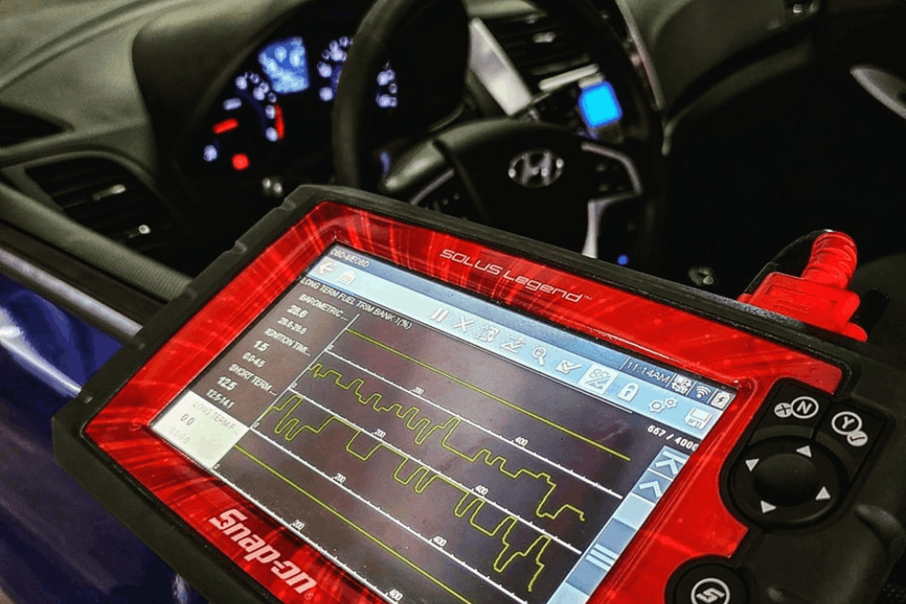 Advanced diagnostics in Haslet, TX by Brittni's Automotive Repair. Image of advanced Snap-on scan tool analyzing vehicle data, highlighting accurate troubleshooting and professional diagnostic services.